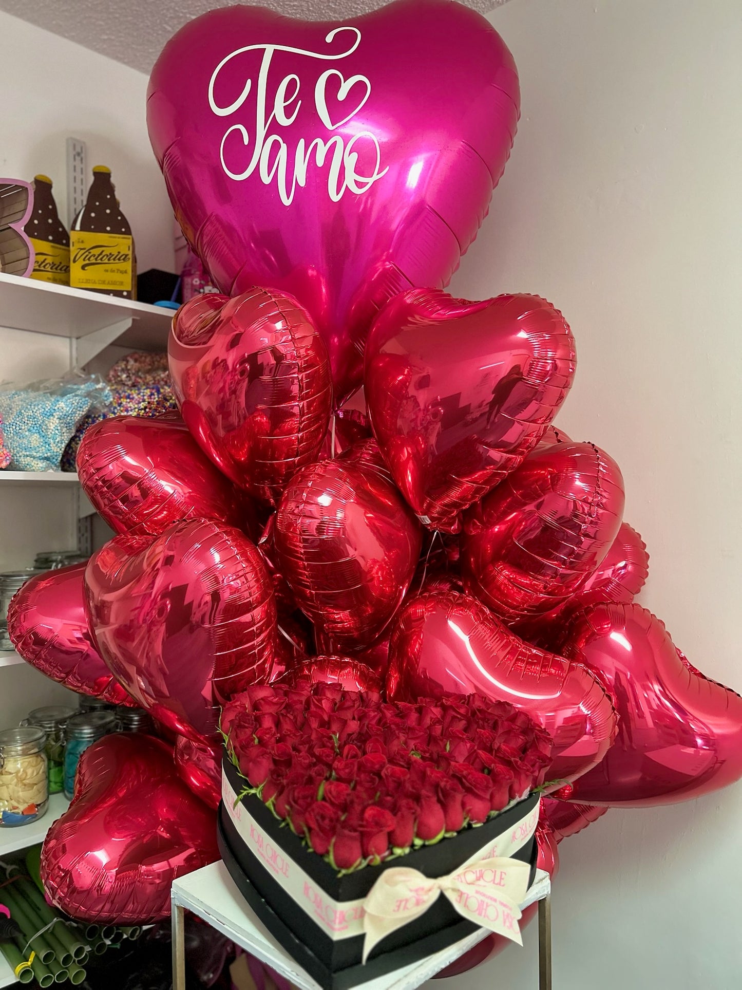 Corazón con 100 rosas+Bunch Corazones