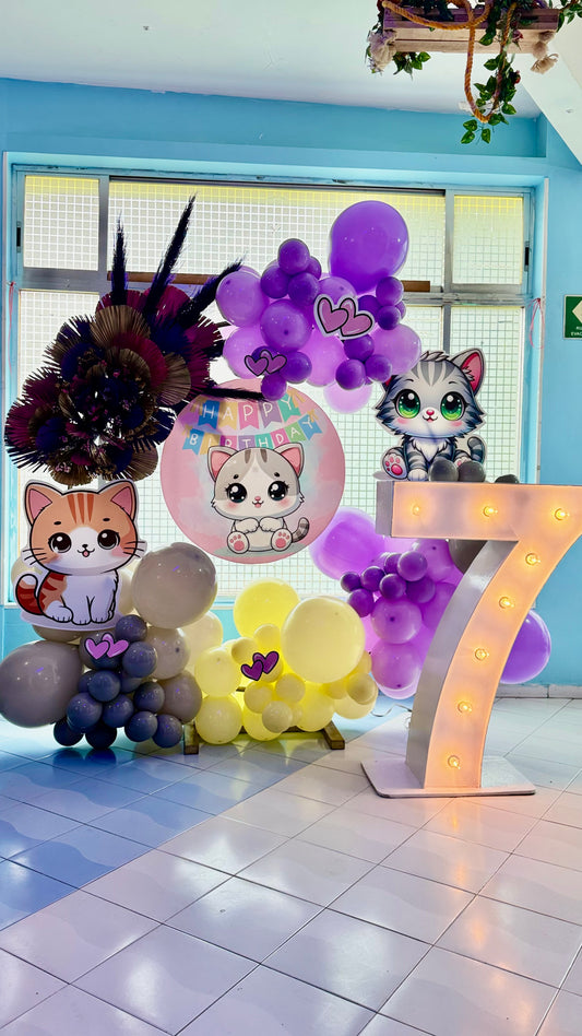 BACKDROP CIRCULO GATITOS